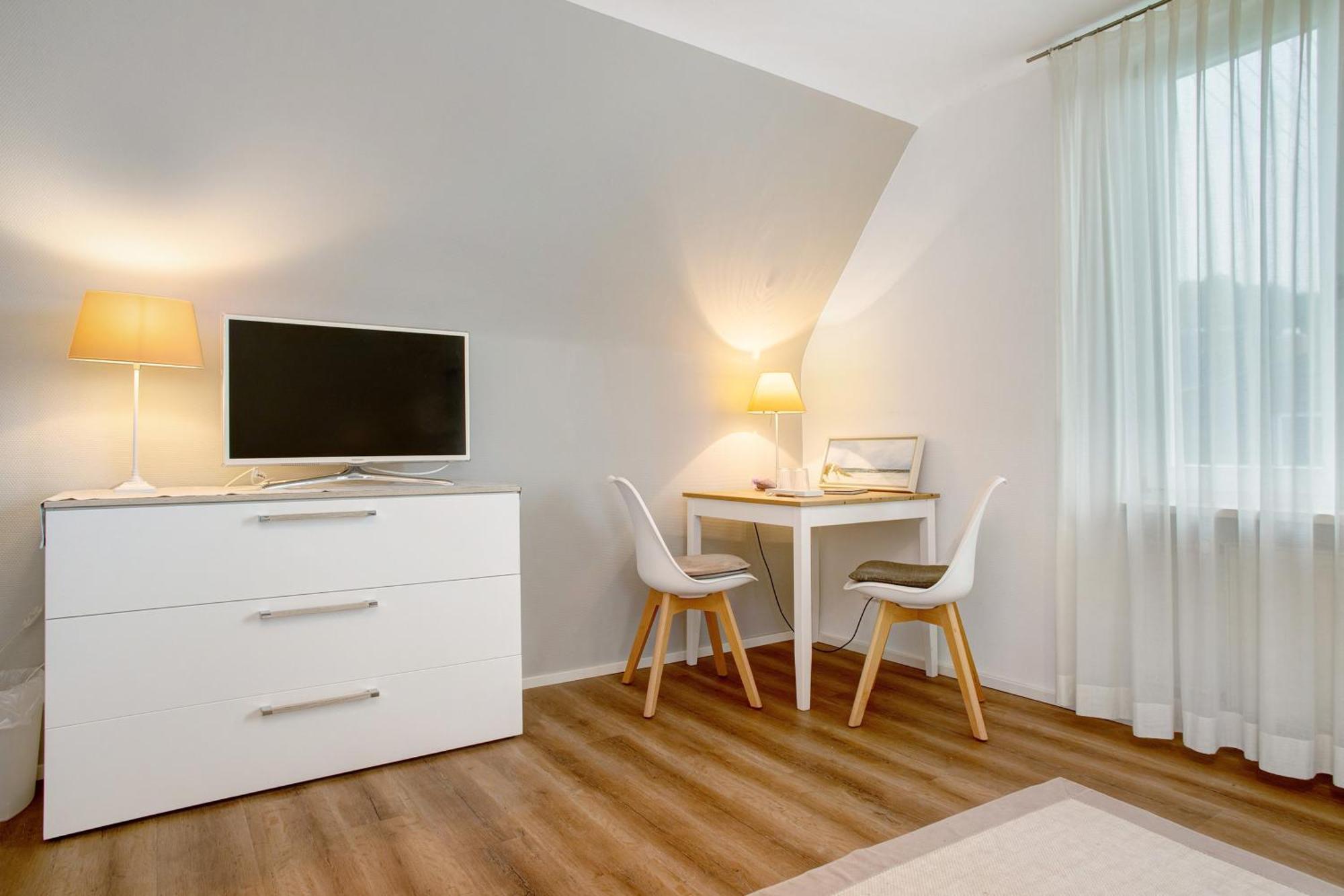 Gaestezimmer Cleo Uhldingen-Mühlhofen Exterior foto